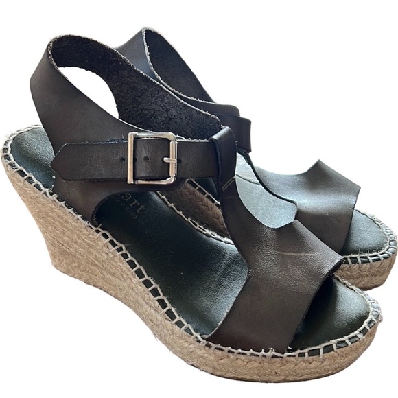 Made In Spain Leather Wedge Espadrilles in Olive. Paseart. Size 38 fits like 7.5 - Picture 1 of 9